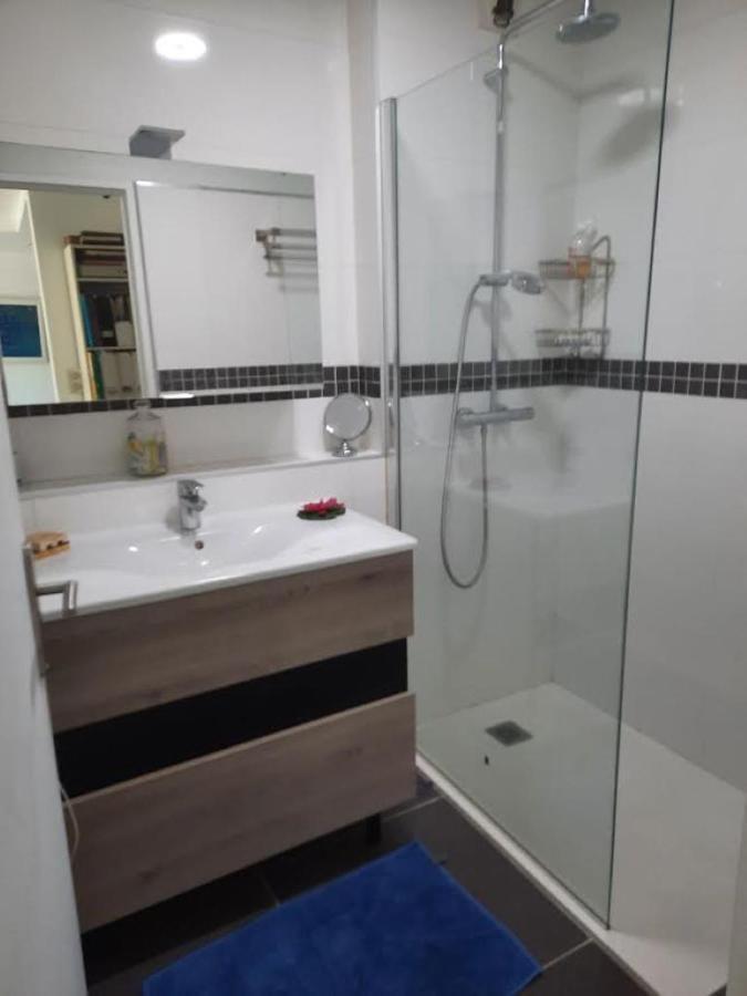 Appartamento Rez De Jardin Zen, 50 M2, Aux Portes De L Esterel Et Proche Mer, Parking Gratuit