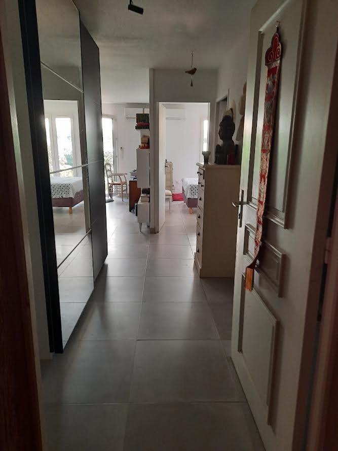 Rez De Jardin Zen, 50 M2, Aux Portes De L Esterel Et Proche Mer, Parking Gratuit Frejus